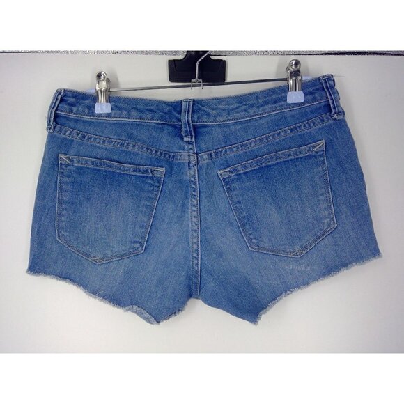 NEW GAP Summer Cut-off Shorts - Picture 2 of 3